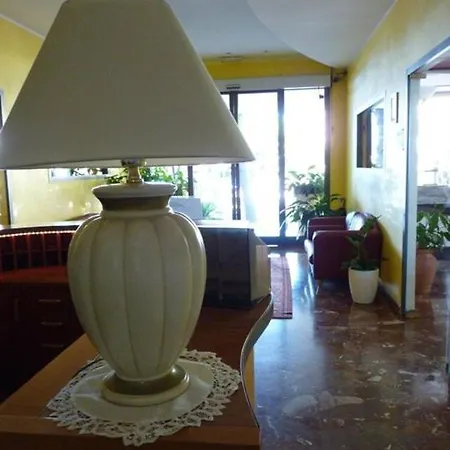 Gambrinus Hotel 3*